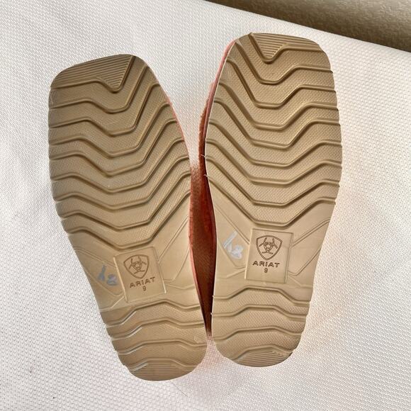 Ariat Cozy Slides Slippers 9 Pink Women Chic Open Toe Fleece Square Toe Comfort - Picture 2 of 10